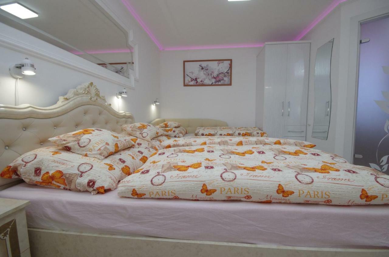 Amália Apartman Gyula Exterior foto